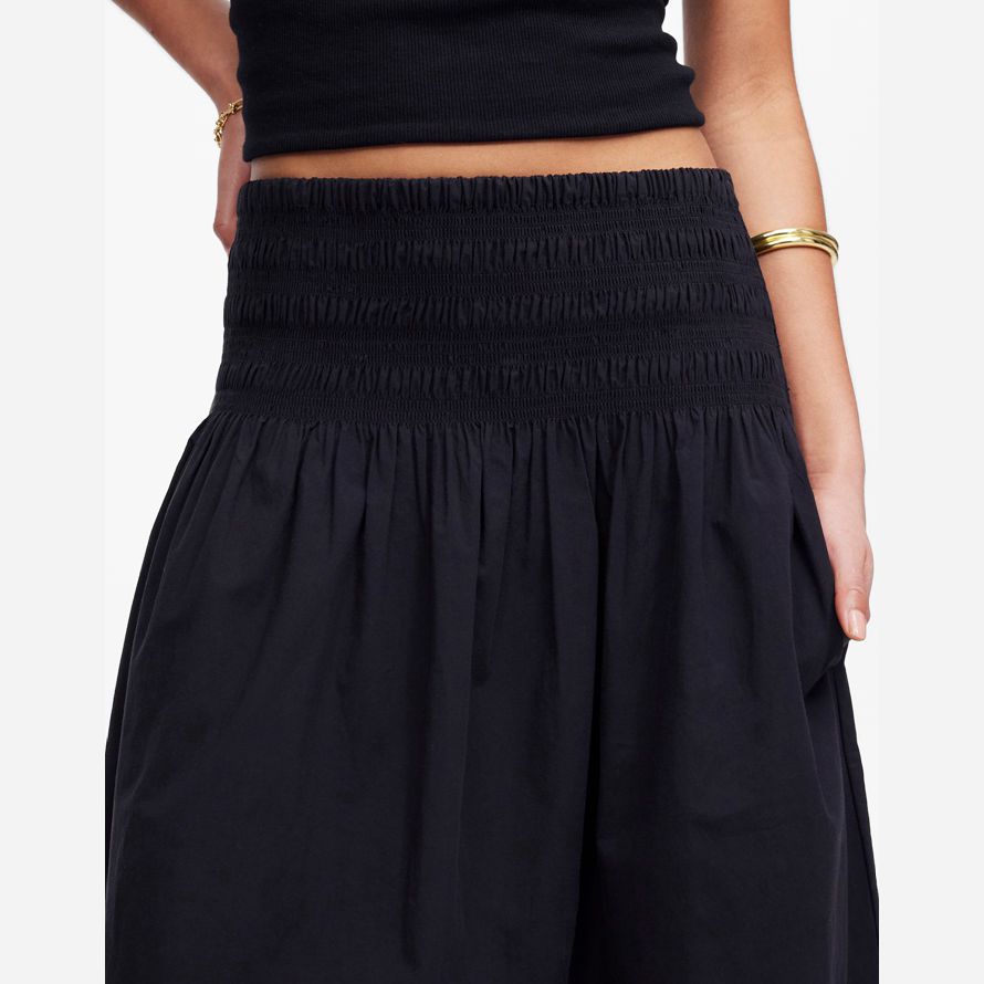 womens madewell smocked-waist poplin midi skirt black
